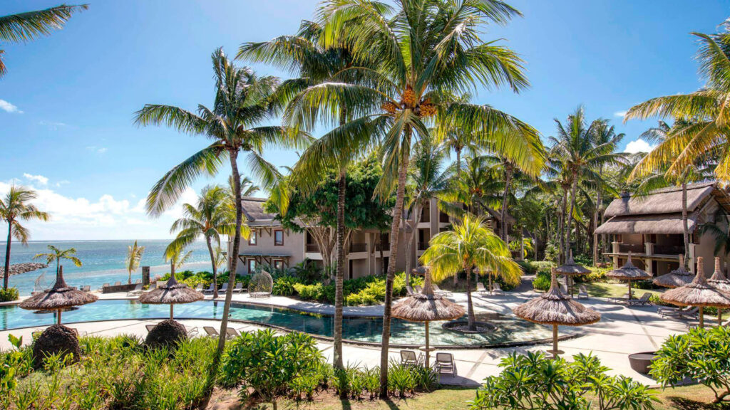 ongolf-golfmatkat-mauritius-Garden sea view of Heritage Awali