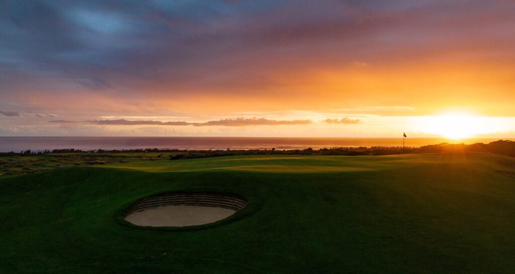 ongolf-golfmatkat-mauritius-coucher-du-soleil-golf-links-ile-maurice