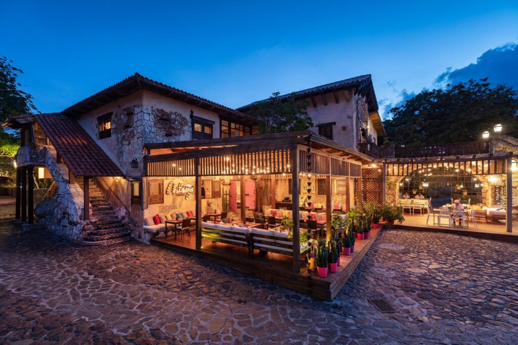ongolf-golfmatkat-dominikaaninen-casa-de-campo-Chilango Restaurant copia